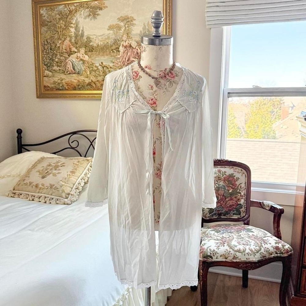 embroidered white robe